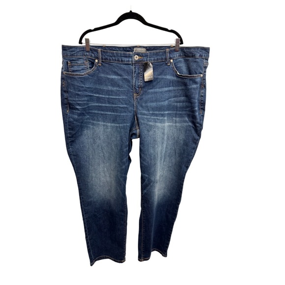 Torrid Boyfriend Straight Mid-Rise Jean - Picture 2 of 9